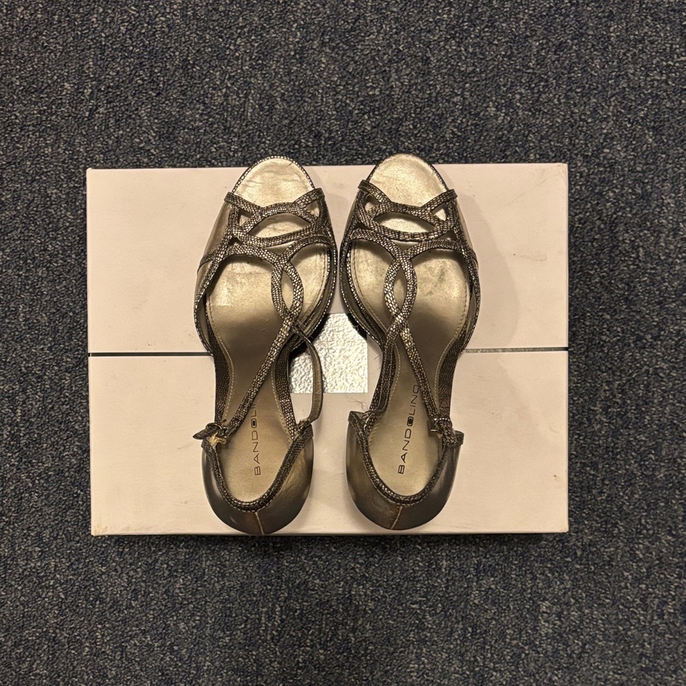 Bandolino Bronze Strappy high heels sandals.